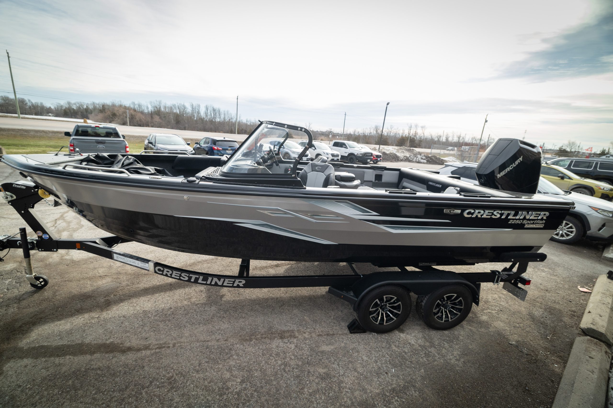 2026 Crestliner Fishhawk 2250