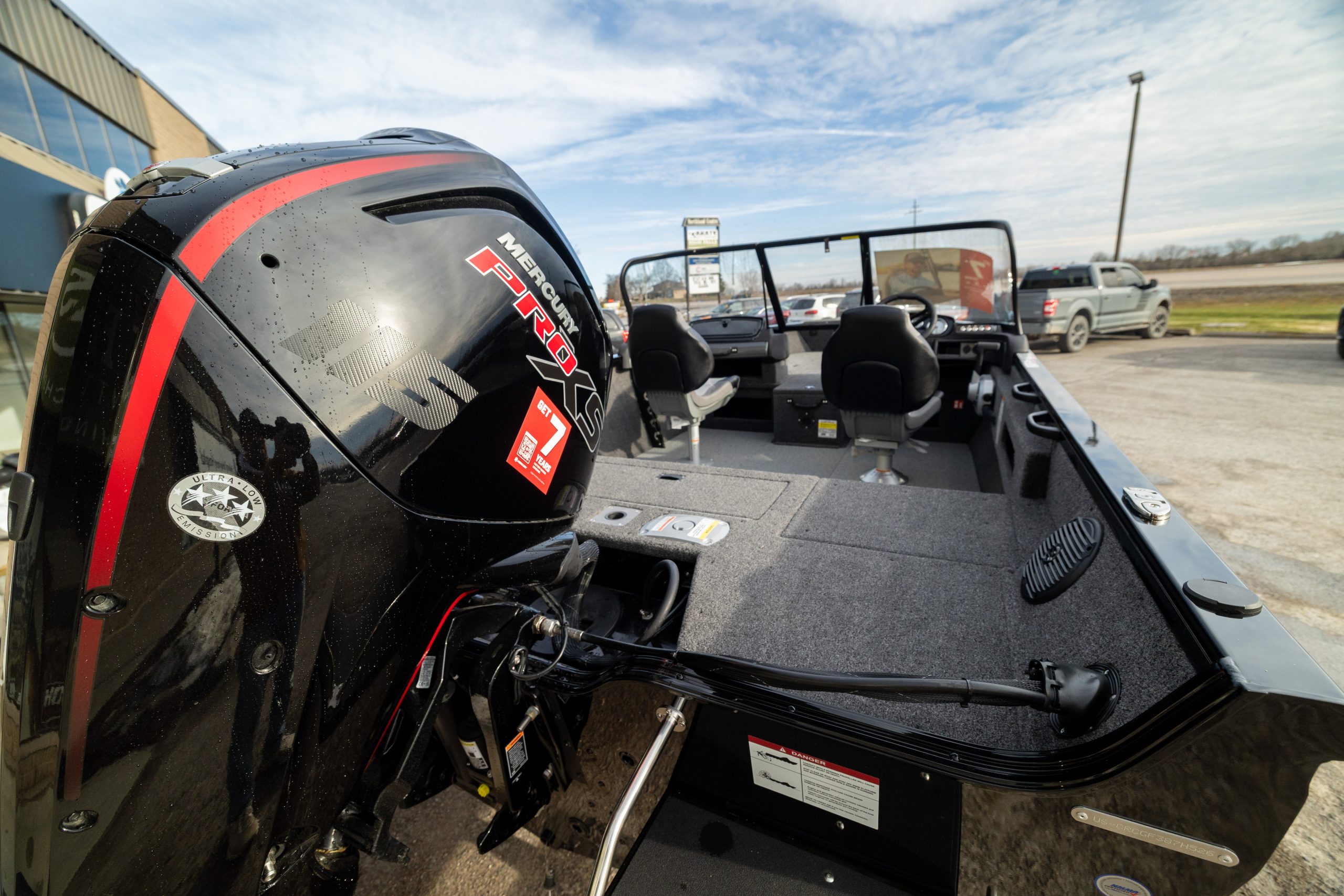 2026 Crestliner 1750 Fish Hawk