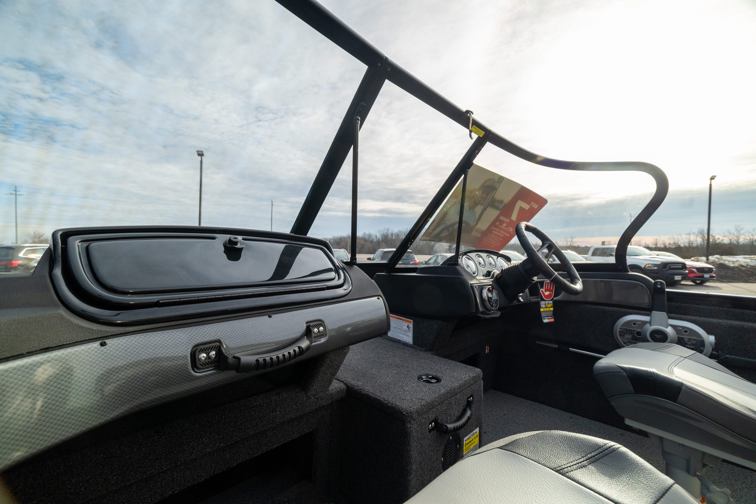 2026 Crestliner 1750 Fish Hawk