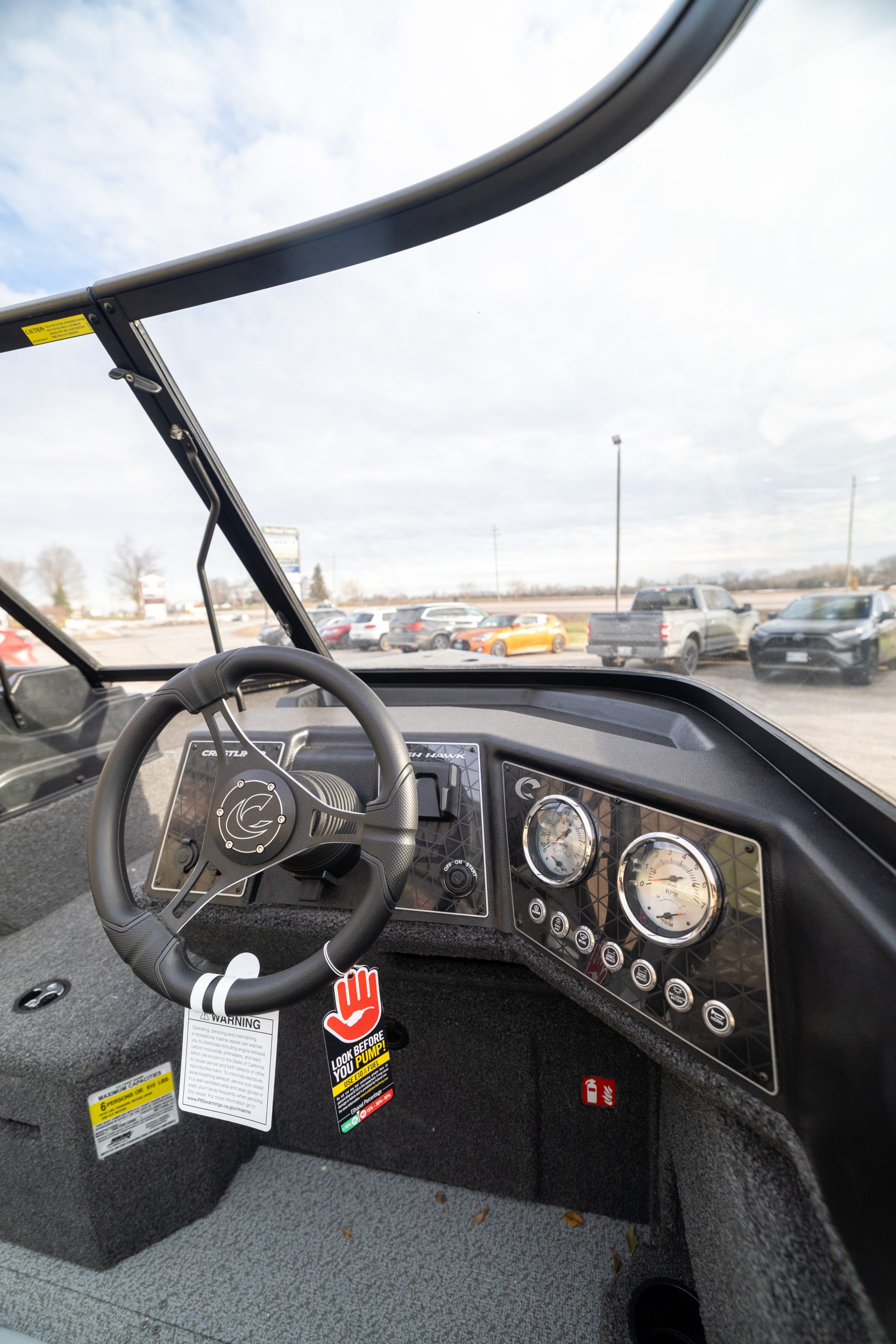 2026 Crestliner 1850 Fish Hawk