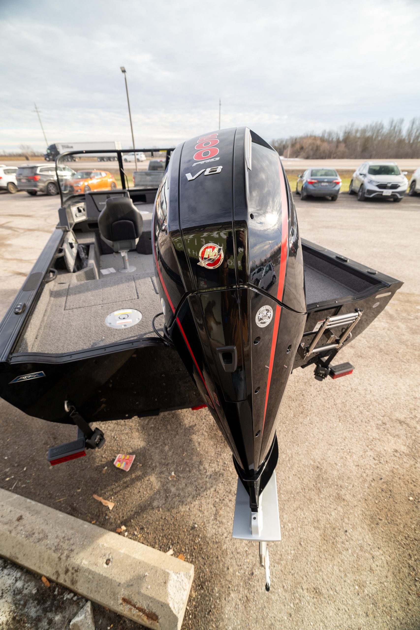 2026 Crestliner 1850 Fish Hawk