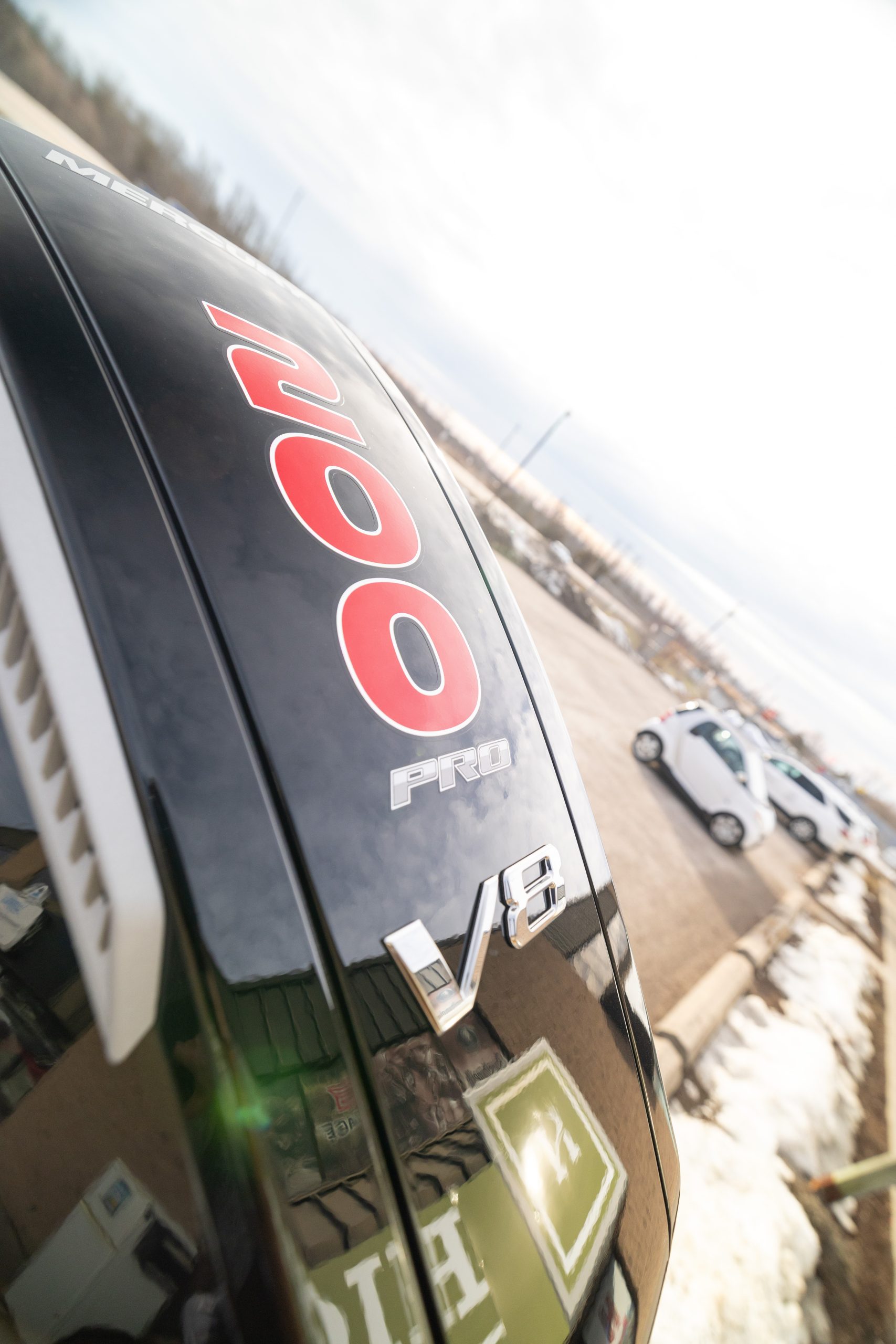 2026 Crestliner 1850 Fish Hawk