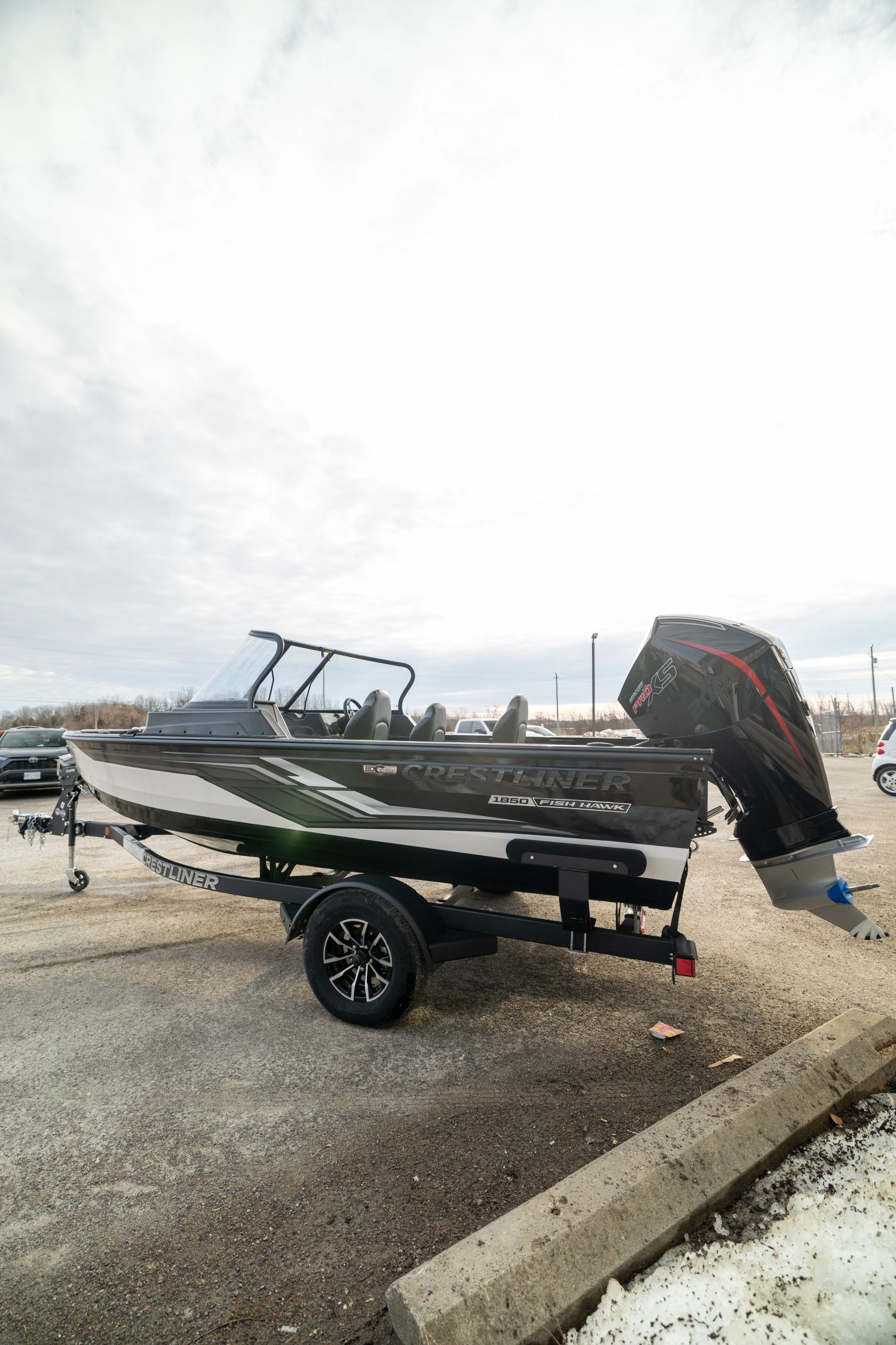 2026 Crestliner 1850 Fish Hawk