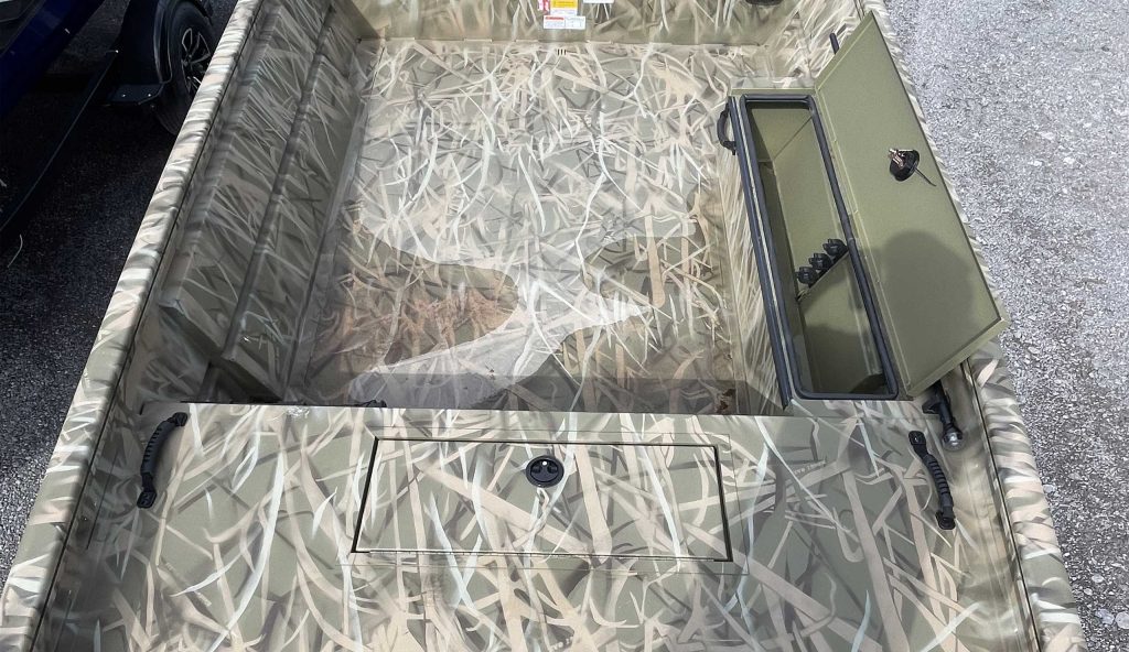 1760 Crestliner Retriever Jon for Sale