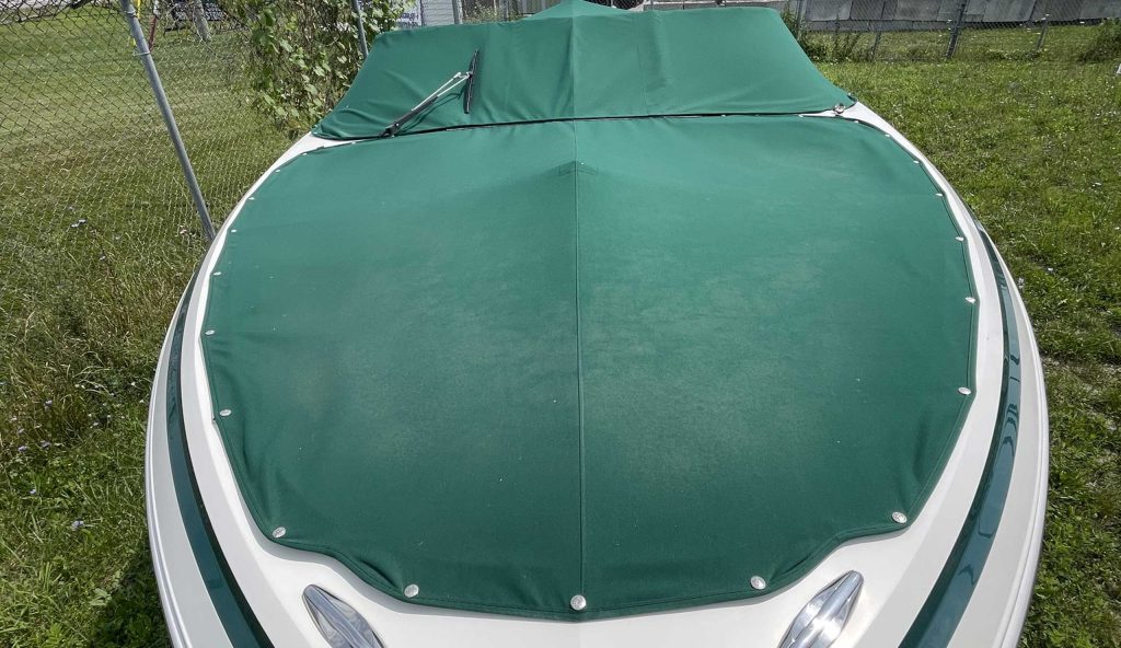 Regal 2200 with 5.7L Volvo for Sale